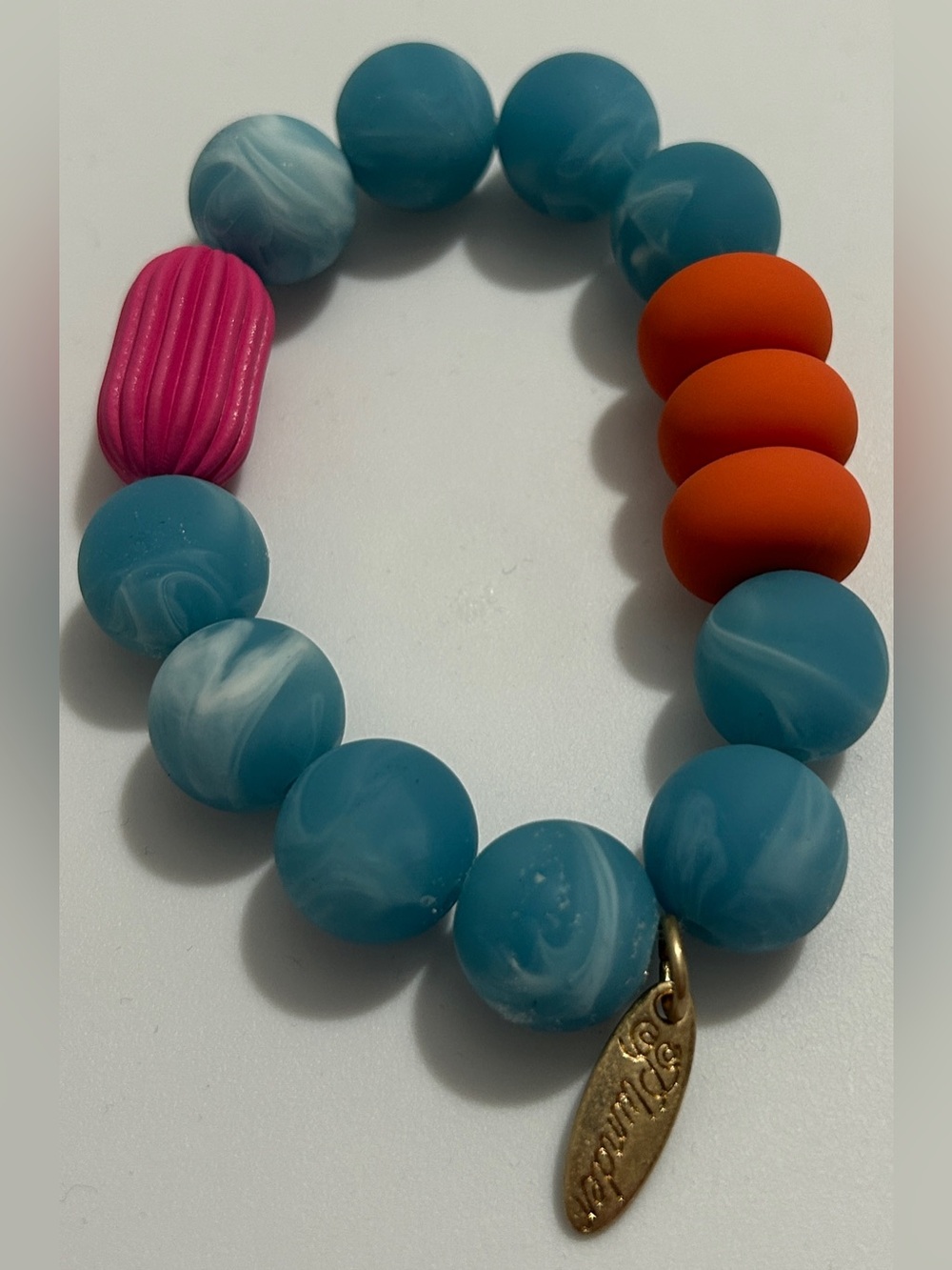PLUNDER DREAMY BLUE MARBLED ACRYLIC ELASTIC BEAD BRACELET - Picture 3 of 5